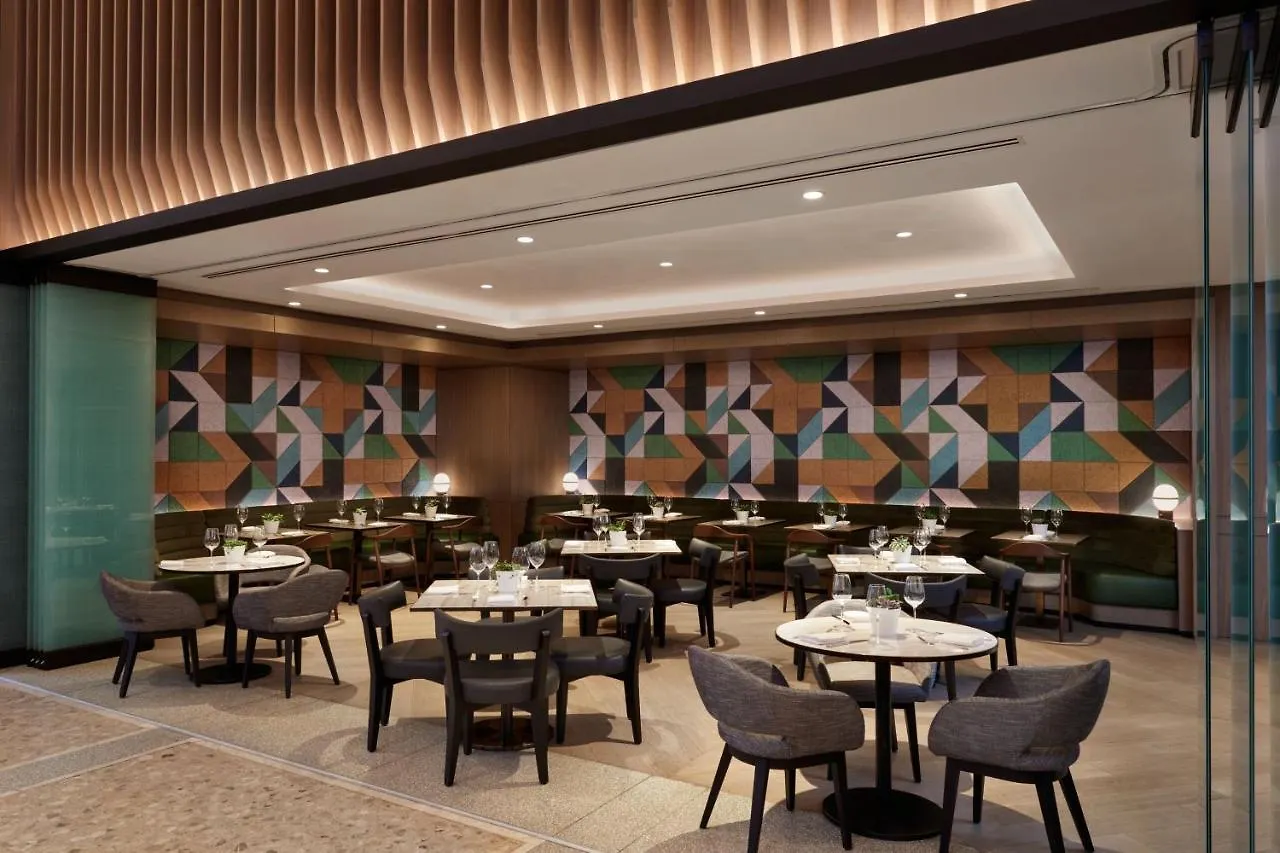 Sheraton Centre Toronto Hotel 4*,  Canada